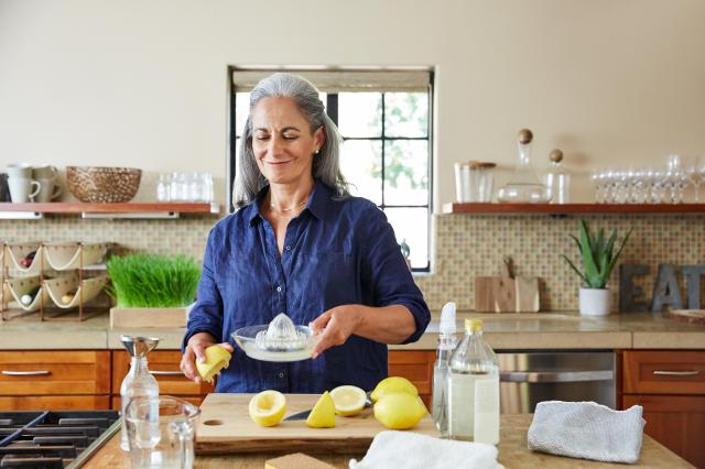 Effective Strategies to Manage Hot Flashes in Menopausal Women